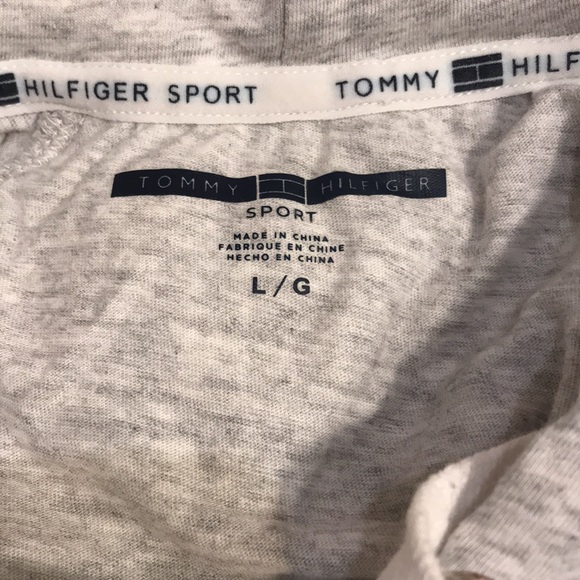 Grey Tommy Hilfiger large hoodie - Picture 6 of 10